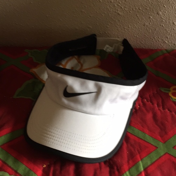 Nike visor dry fit Adjustable adult
